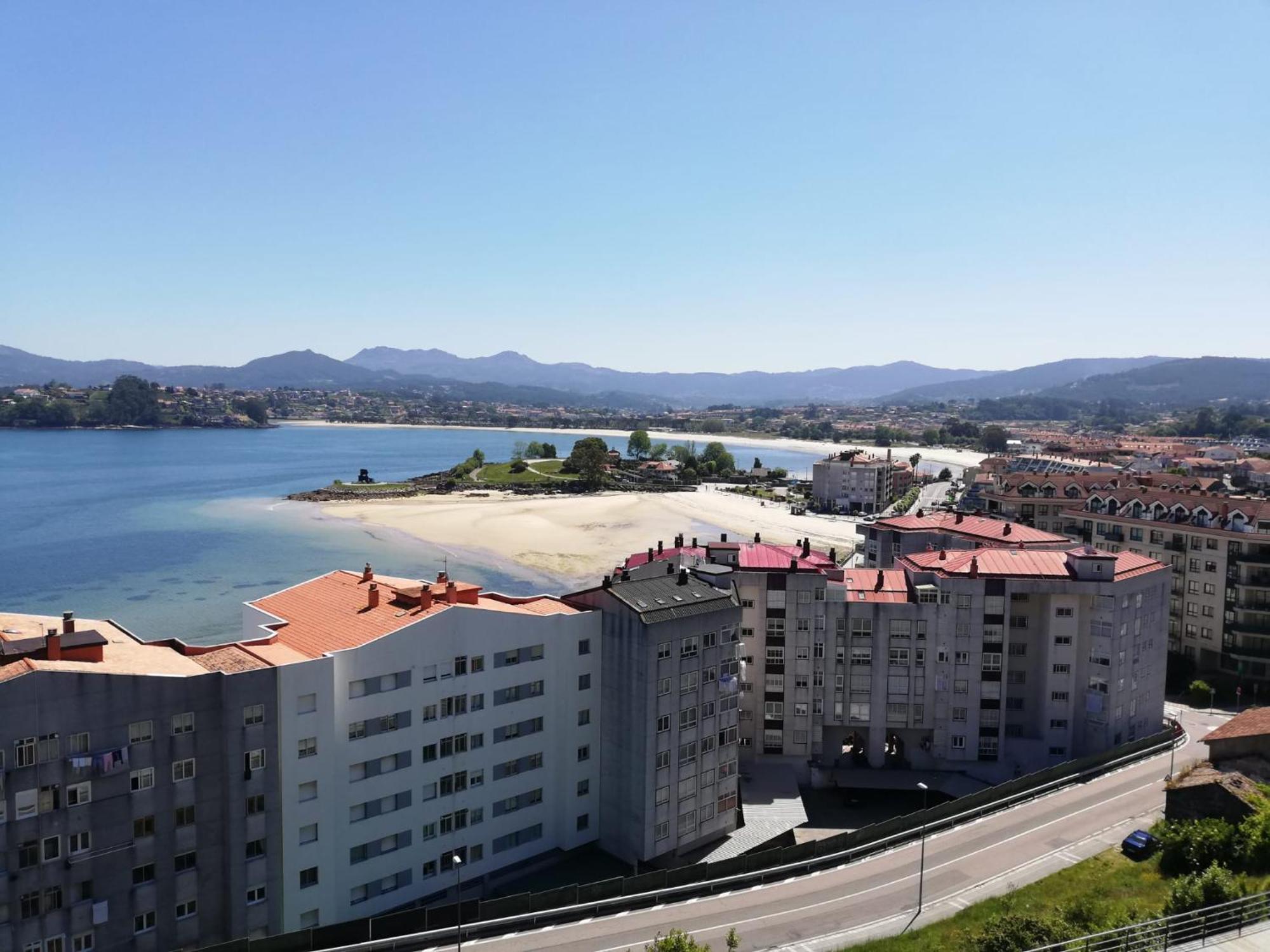 Apartamento En La Playa Ideal Para Grupos بايونا المظهر الخارجي الصورة